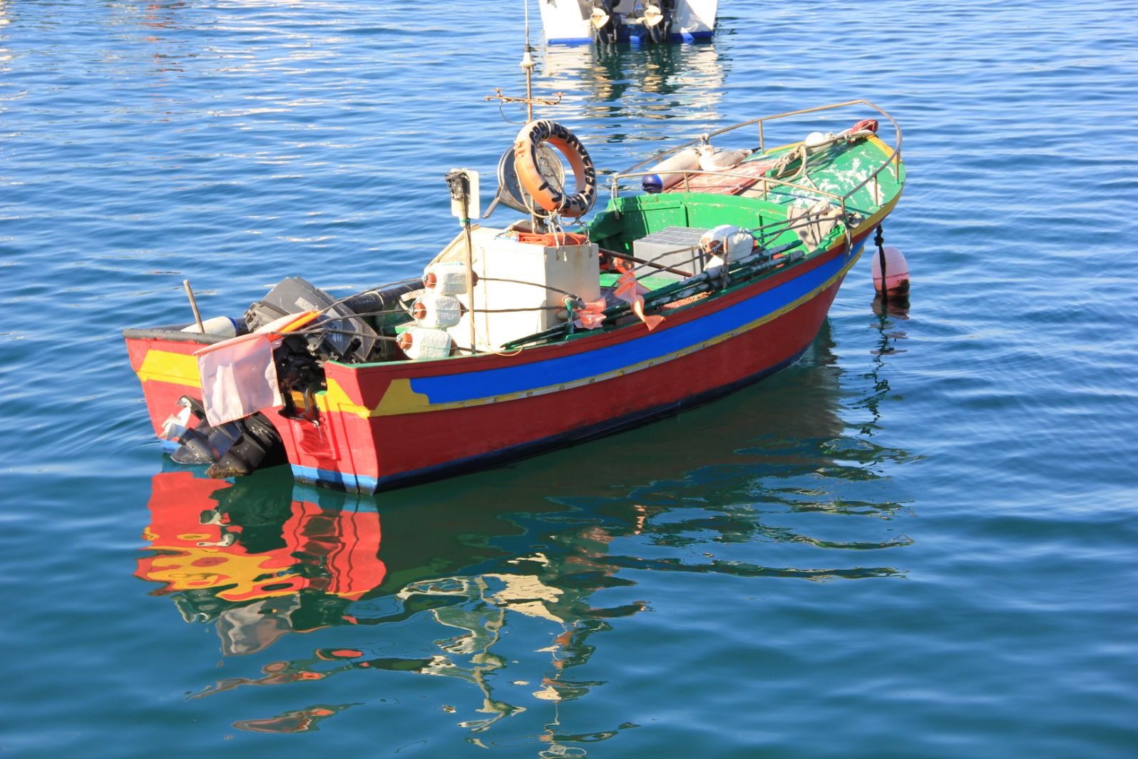 Águas do Algarve celebra Protocolo com Ministério do Mar – Projecto Nacional Escola Azul