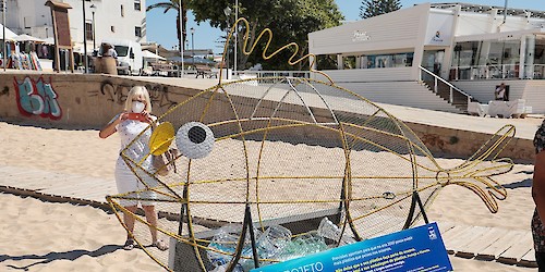 Projecto "Goby" chega à Praia da Luz e visa sensibilizar para o problema do plástico nos oceanos