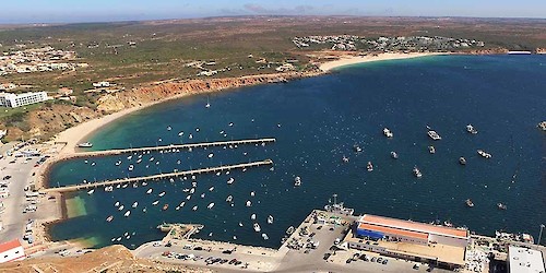 Docapesca beneficia torres de iluminação do porto de pesca de Sagres