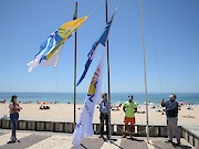Bandeira Azul hasteada nas praias de Lagos - 1