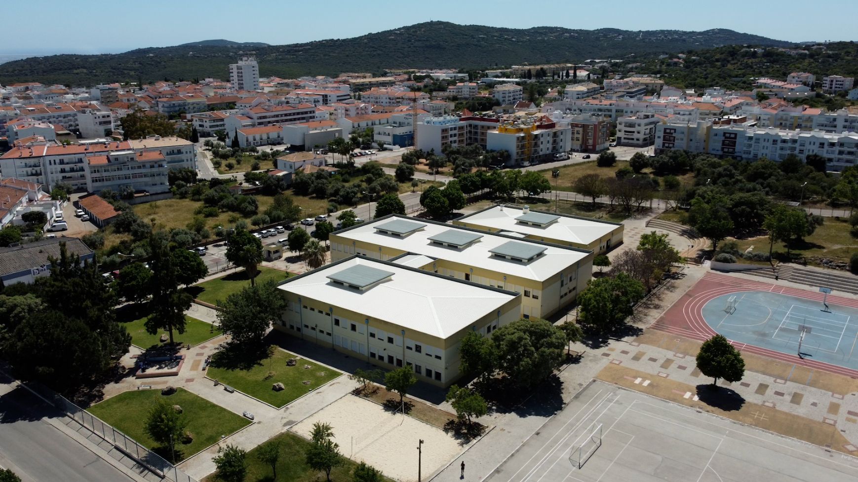 Qualificação de infra-estruturas escolares no Algarve: Já executados 42% dos fundos europeus aprovados