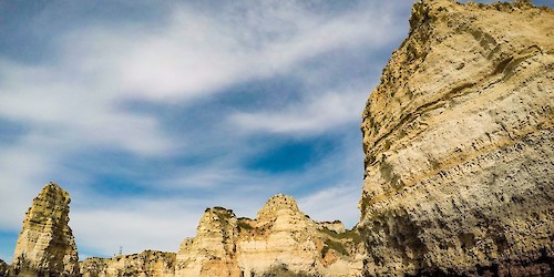 Passeios pela Ponta da Piedade entre as actividades turísticas mais bem avaliadas em Portugal divulgadas pela Civitatis