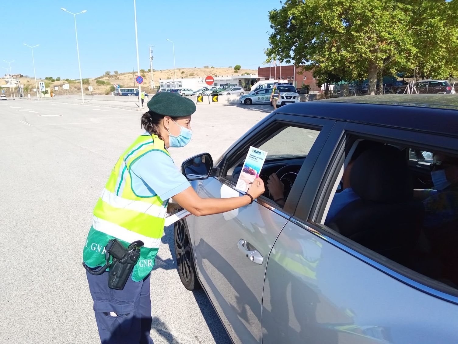 GNR em campanha "Piscina Segura – Guarda as Tuas Crianças" no Algarve