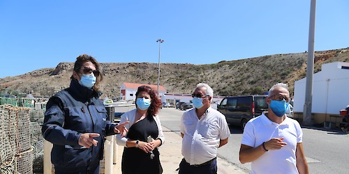 Teve ontem lugar a reunião de preparação para reabilitação da ponte-cais sul do Porto da Baleeira