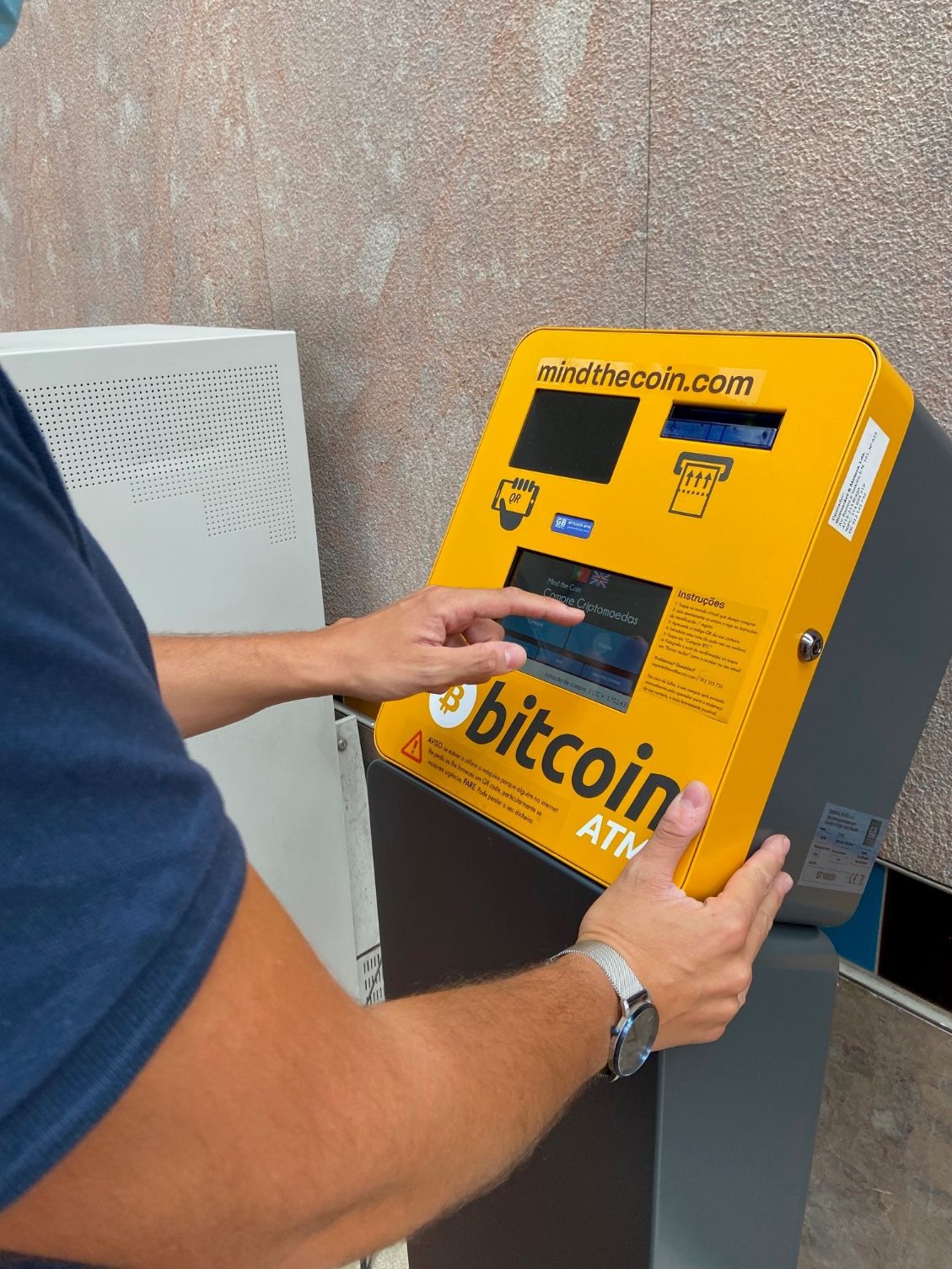 Forum Algarve é o primeiro centro comercial a receber ATM de levantamento de criptomoedas