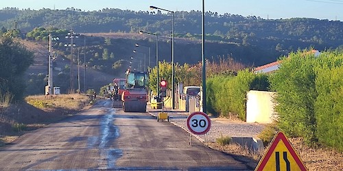 Câmara Municipal de Aljezur lança várias empreitadas de melhoramento em estradas e arruamentos municipais