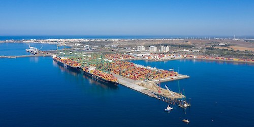 Porto de Sines cresce 18,5% nos contentores no terceiro trimestre