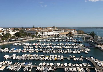 Docapesca adjudica reabilitação do cais flutuante de apoio à pesca em Faro
