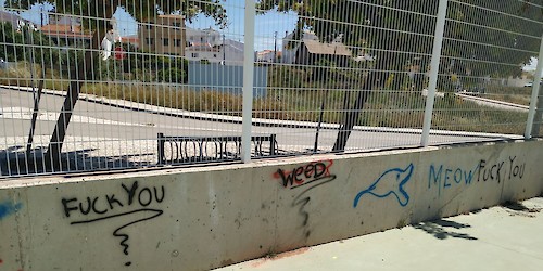 Polidesportivo junto ao Centro Educativo de Budens alvo de vandalismo