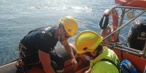 Resgatado pescador numa falésia junto ao Forte de Santo António de Beliche em Sagres