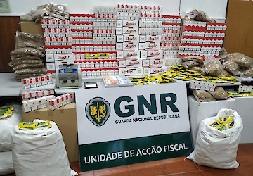 GNR: Operação “DARK SMOKE” - Apreensão de 115 000 cigarros por introdução irregular no consumo